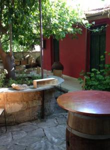 Traditional Revivals (Anogyra) - Gallery 2